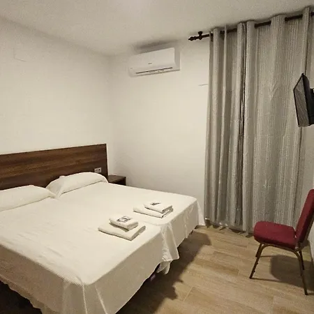 Guest house Restaurante El Cruce 2*